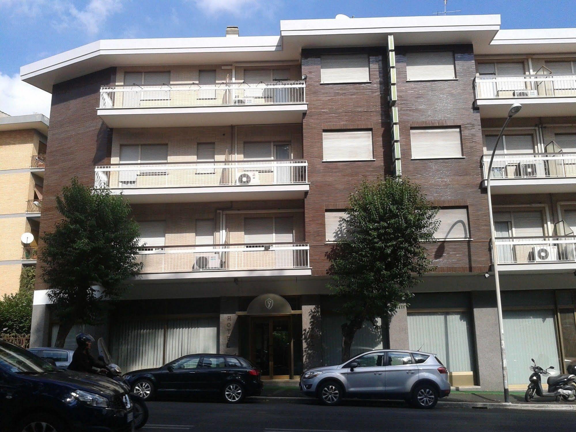York Hotel Rome Exterior photo